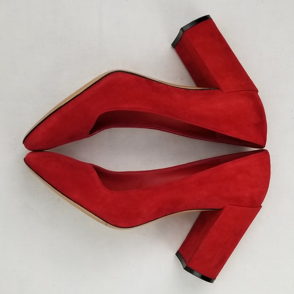 Salvatore Ferragamo  Arrezo Red Suede Block Heel Pumps 8 - Picture 6 of 9
